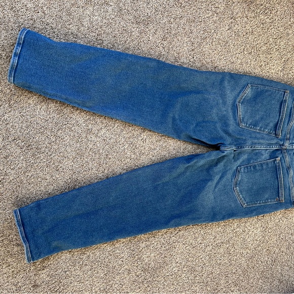 Madewell Stovepipe Jeans. Classic medium wash. High waist. Straight leg. Size 30 - Picture 7 of 16